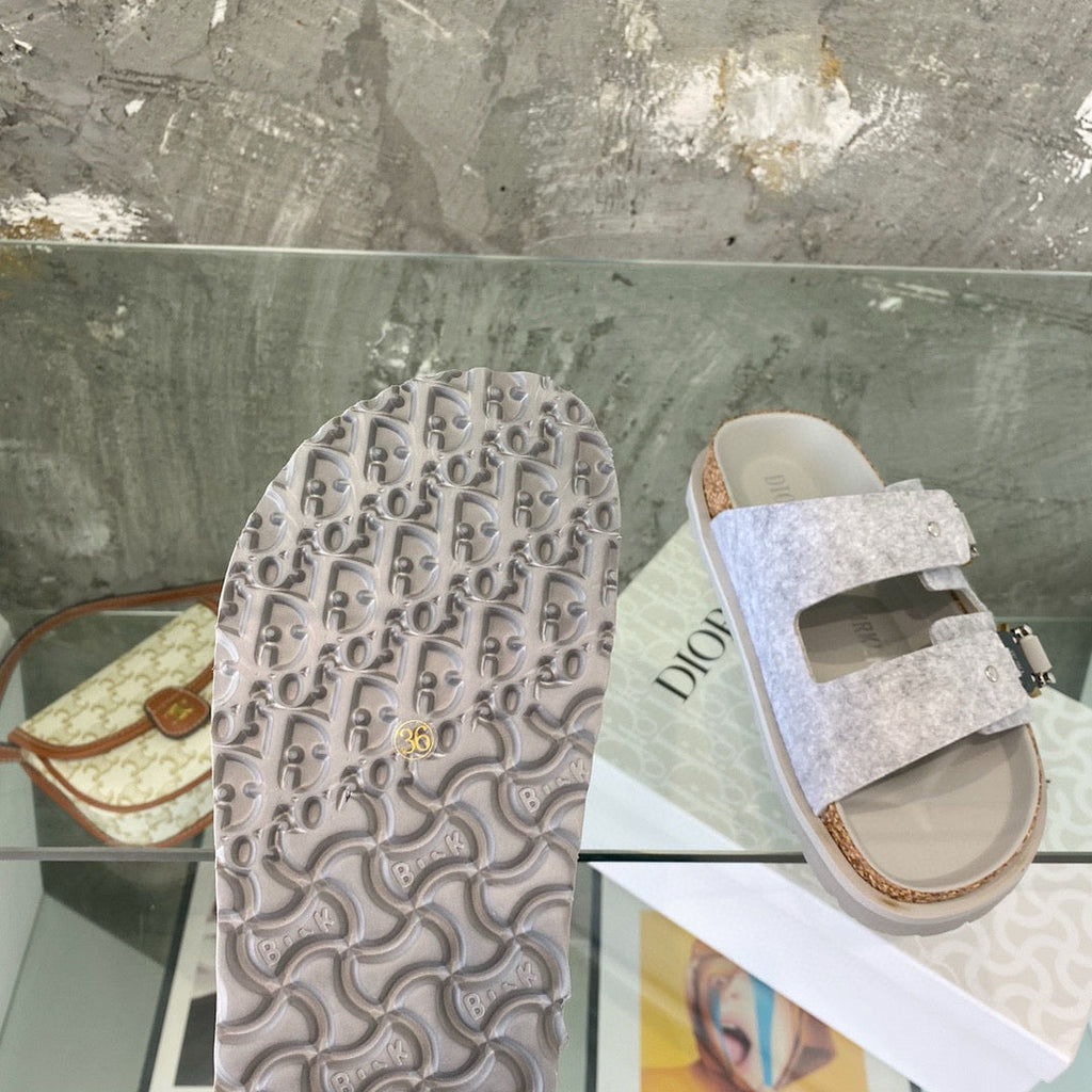 DIO Sandals