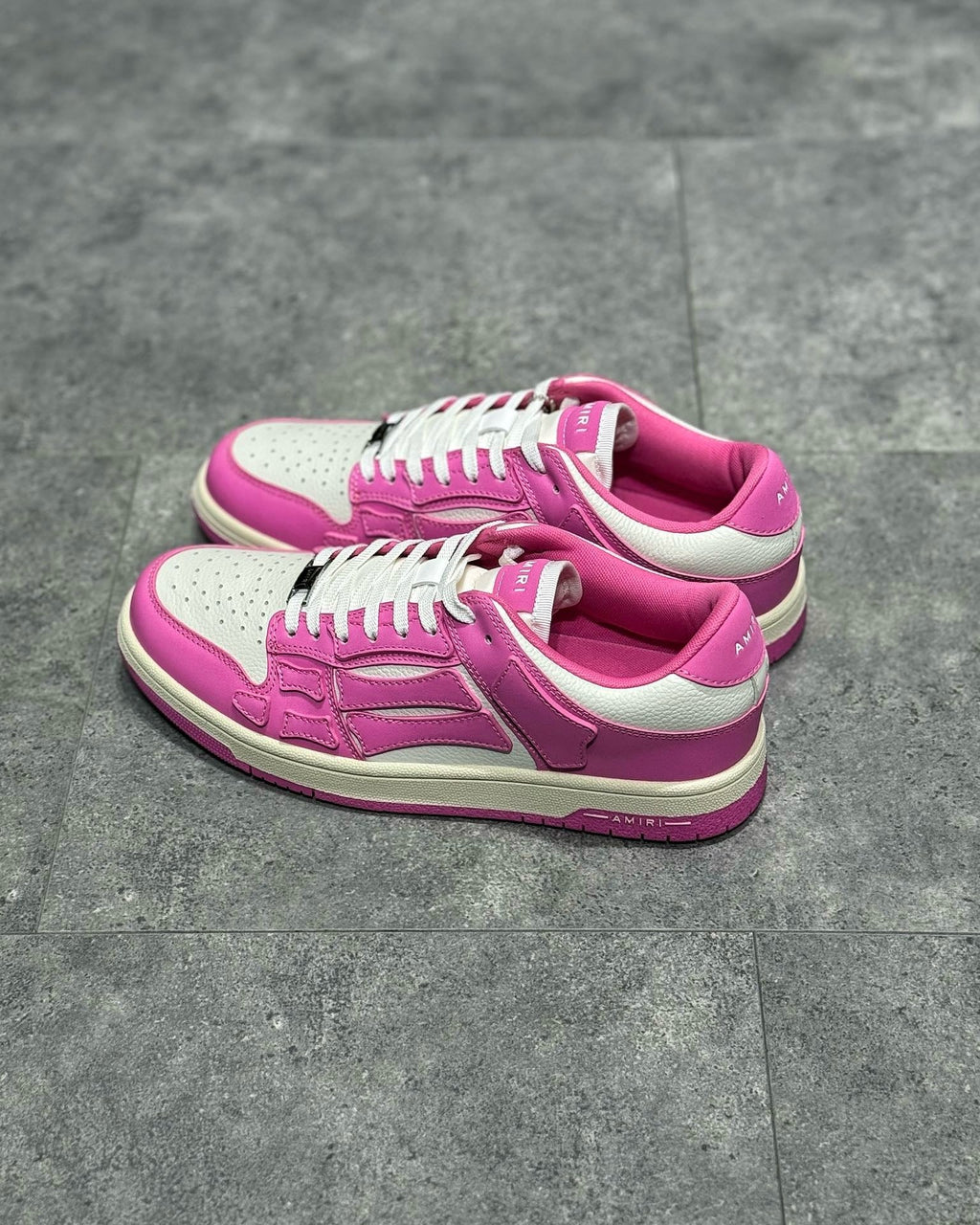 AMR Sneakers