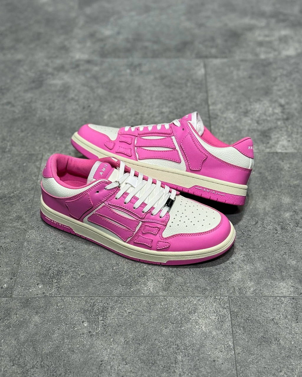 AMR Sneakers