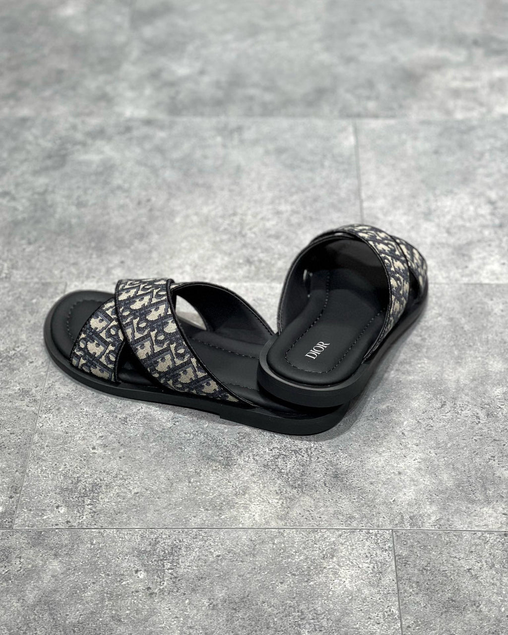 CD SANDALS
