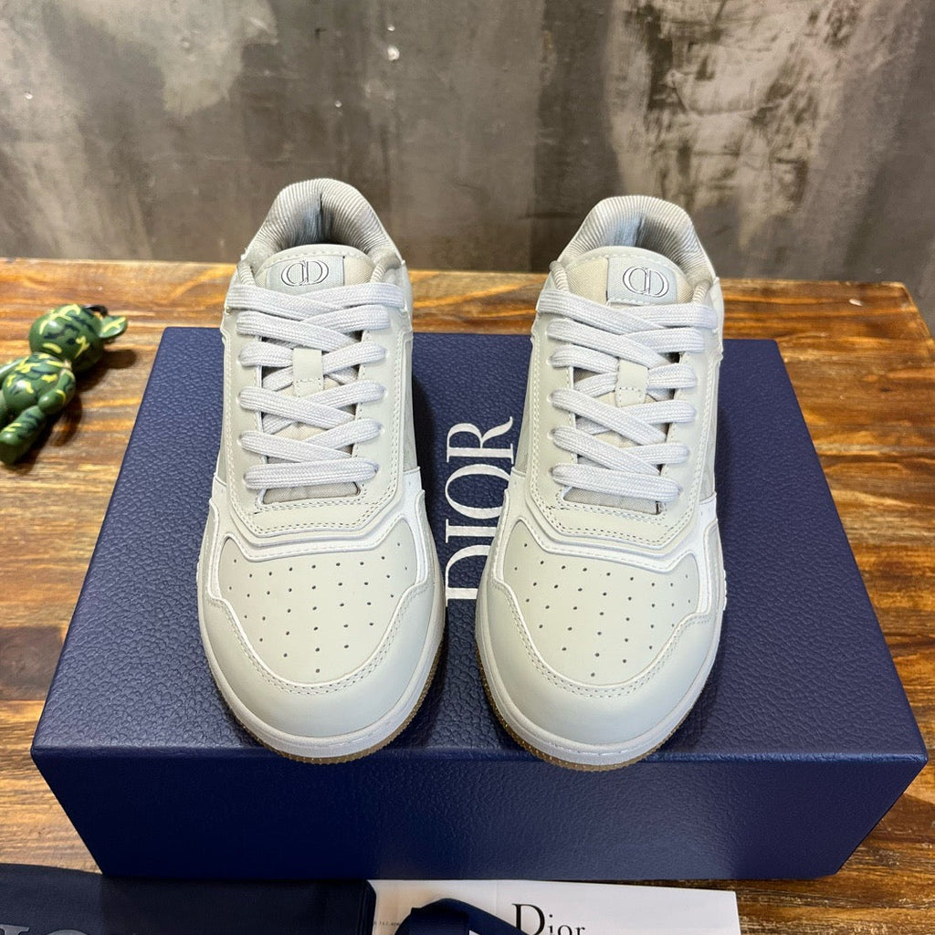 DIO Sneakers
