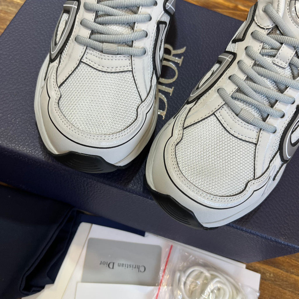 DIO Sneakers