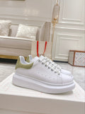 Sneakers & Shoes
