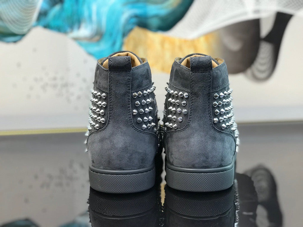 Sneakers & Shoes