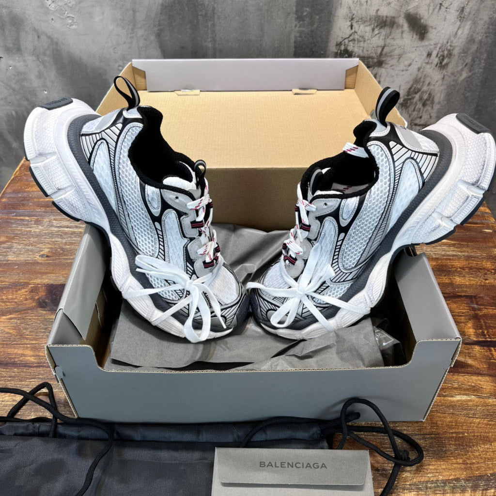 BLCG Sneakers